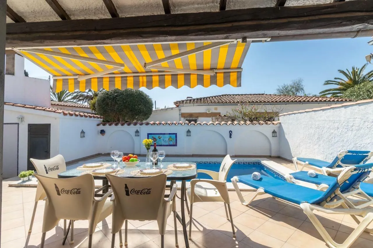 إمبوريابرافا Goldhome - Requesens 0*,