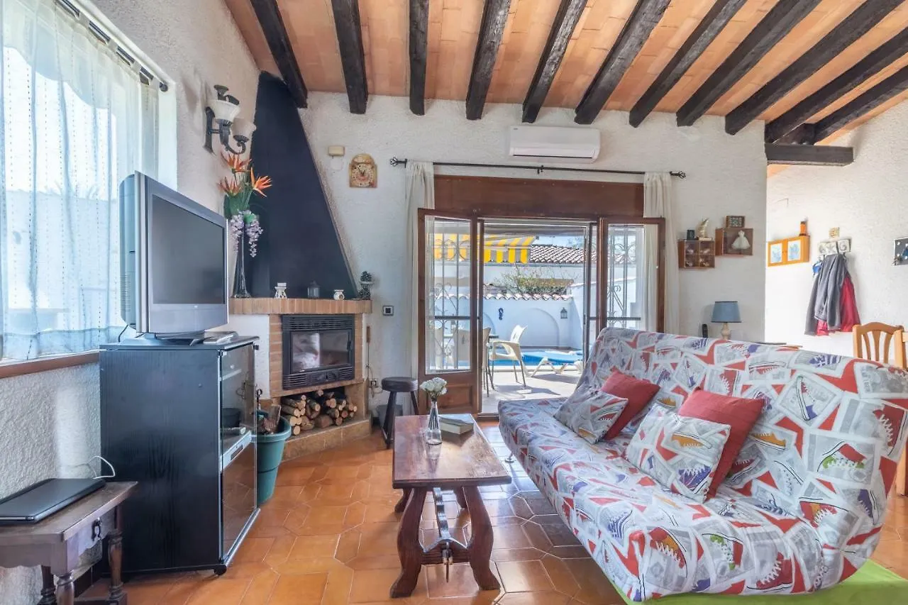 إمبوريابرافا Goldhome - Requesens