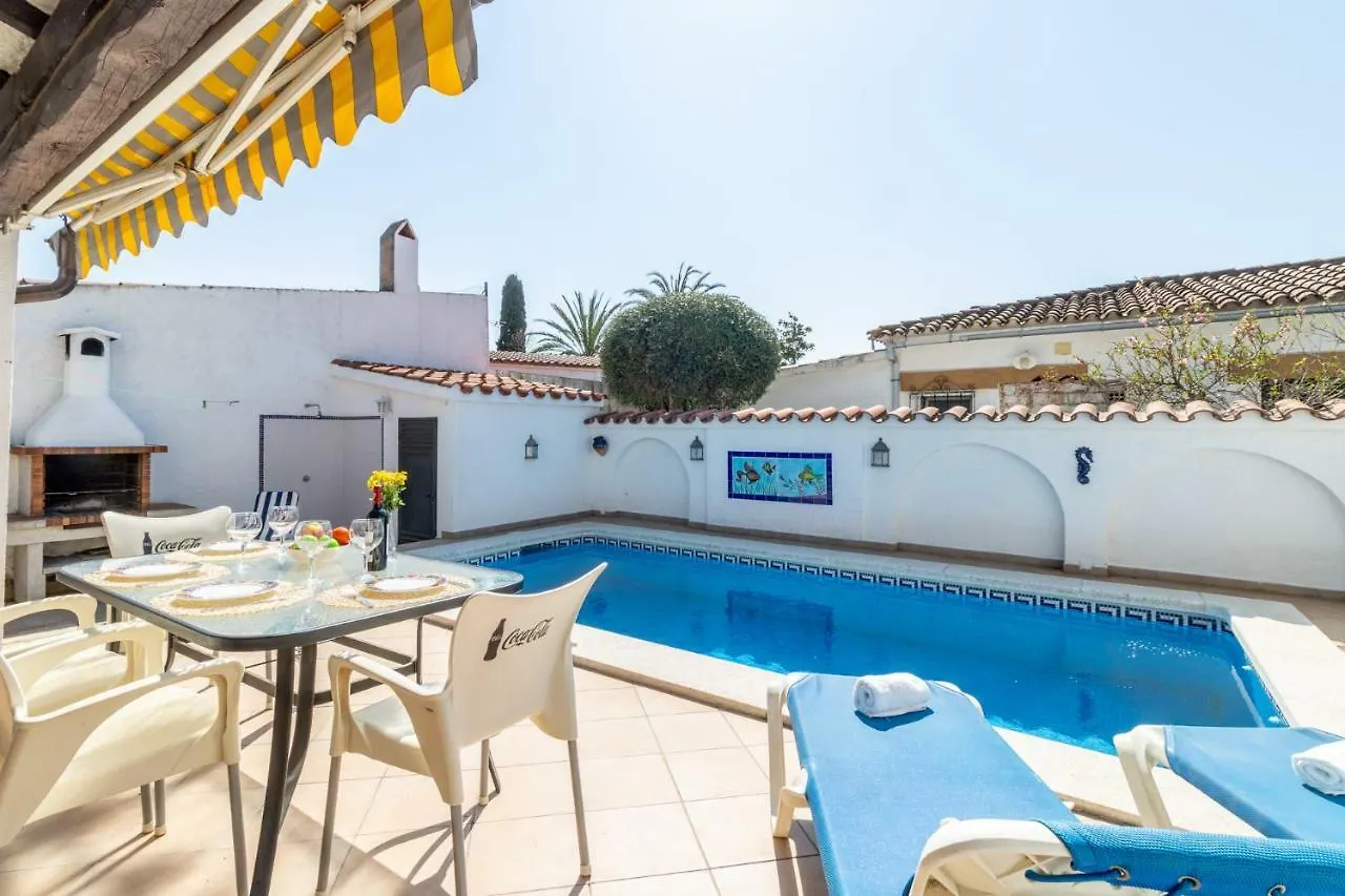 إمبوريابرافا Goldhome - Requesens بيت للعطل